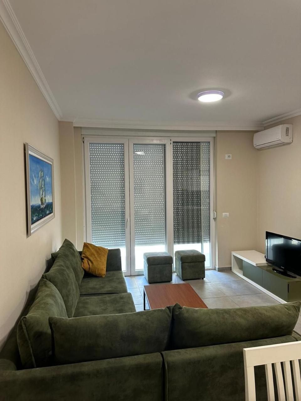Deluxe Apartments With Balcony Shengjin Exterior photo