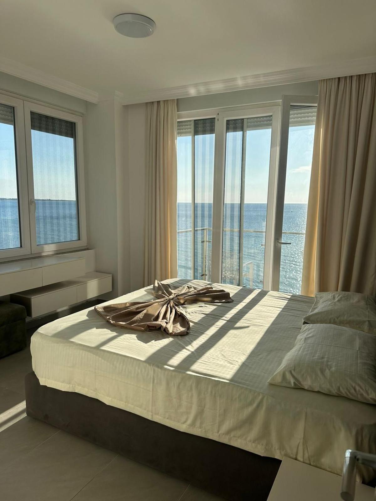 Deluxe Apartments With Balcony Shengjin Exterior photo
