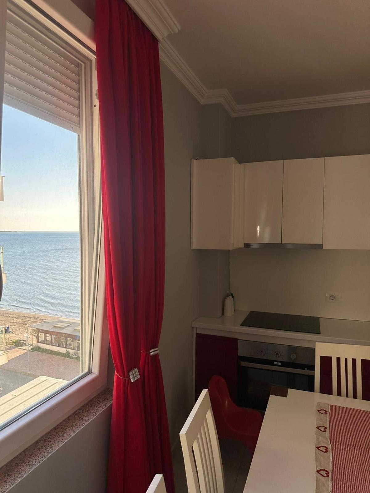 Deluxe Apartments With Balcony Shengjin Exterior photo