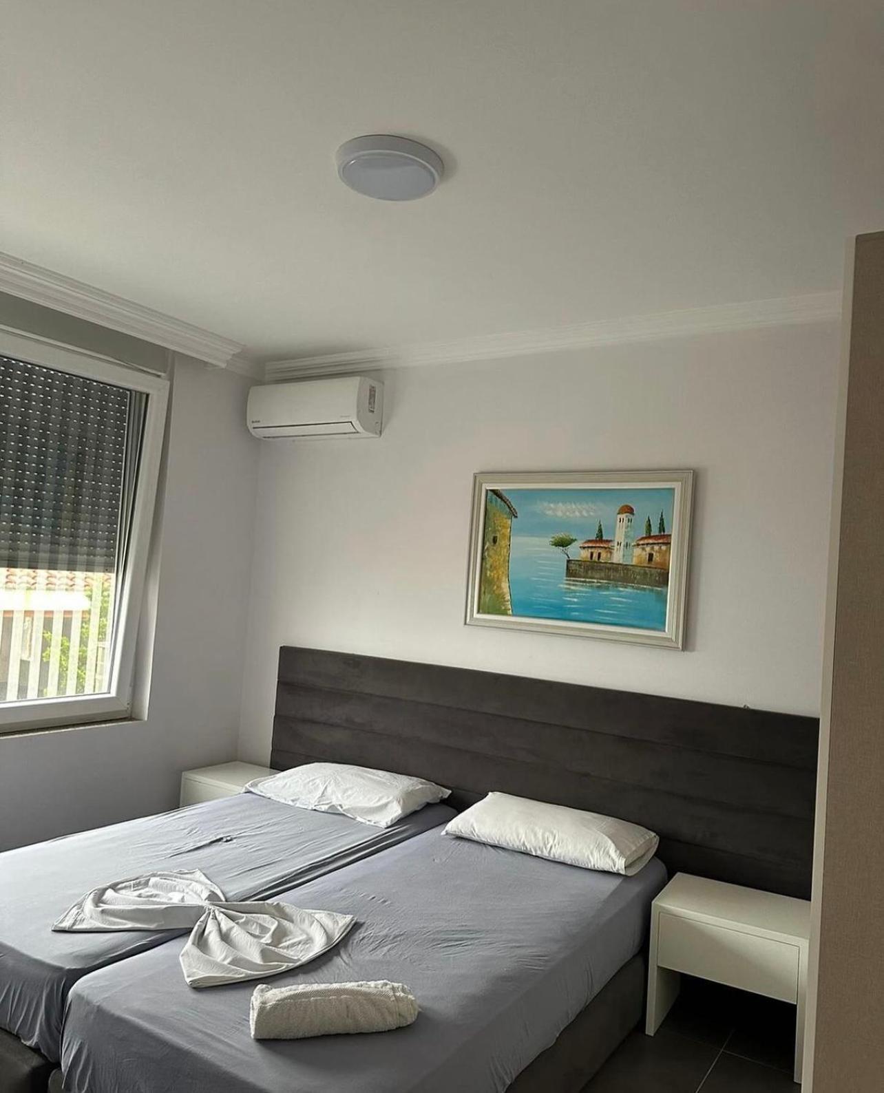 Deluxe Apartments With Balcony Shengjin Exterior photo