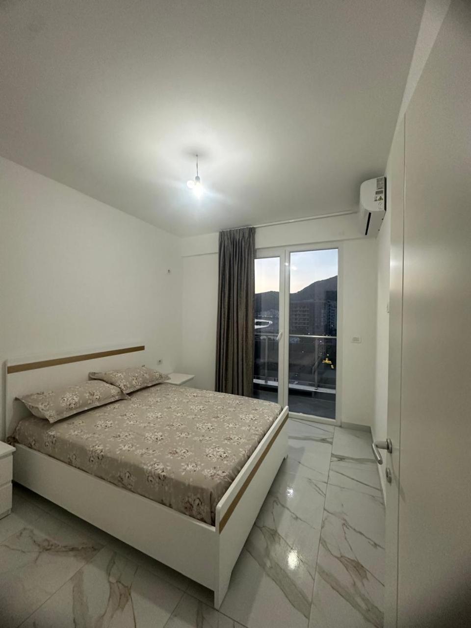 Deluxe Apartments With Balcony Shengjin Exterior photo